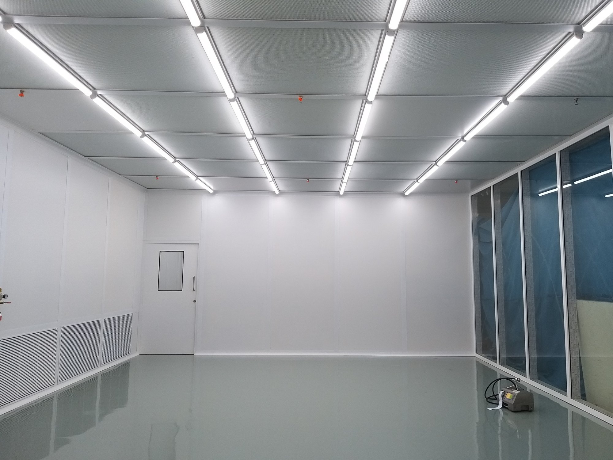 DRDO SSPL Delhi Class 100 Clean Room